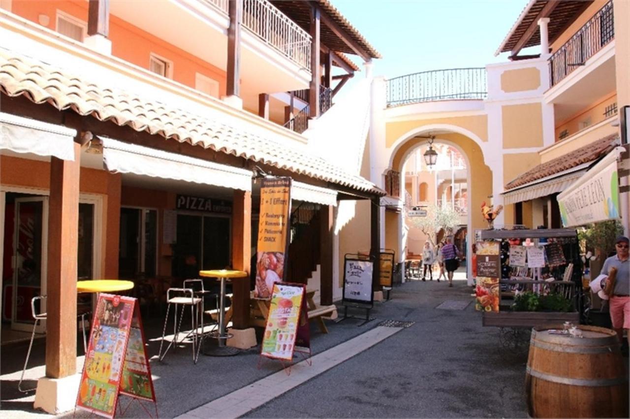 CAP ESTEREL appartement climatisé dans le centre du village vacances Drammont Extérieur photo